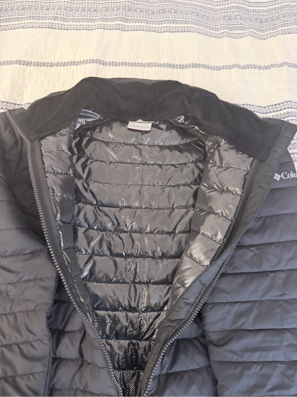 Columbia Men’s Black Quilted Lightweight Puffer Jacket